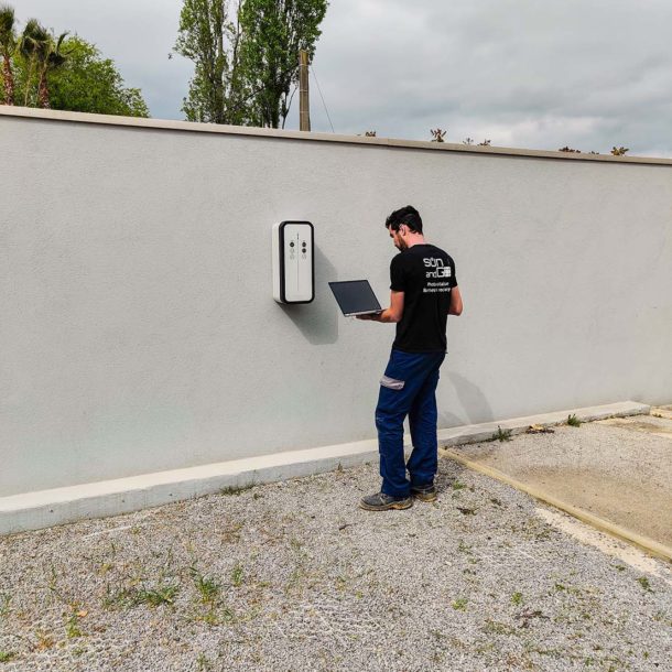 INSTALLATION BORNE IRVE MOBILITE ELECTRIQUE ENTREPRISE FLOTTE DE VEHICULE ELECTRIQUE