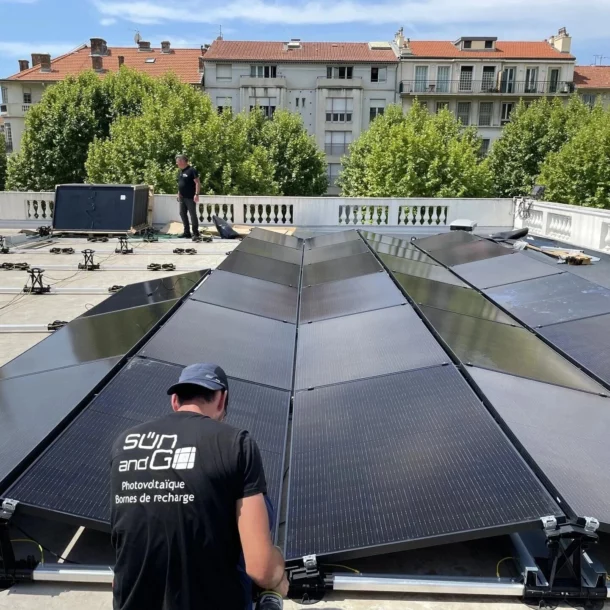 Installation-et-mise-en-service-Construction et raccordement photovoltaïque - Bornes de recharge - Solution clé en main IRVE et stockage