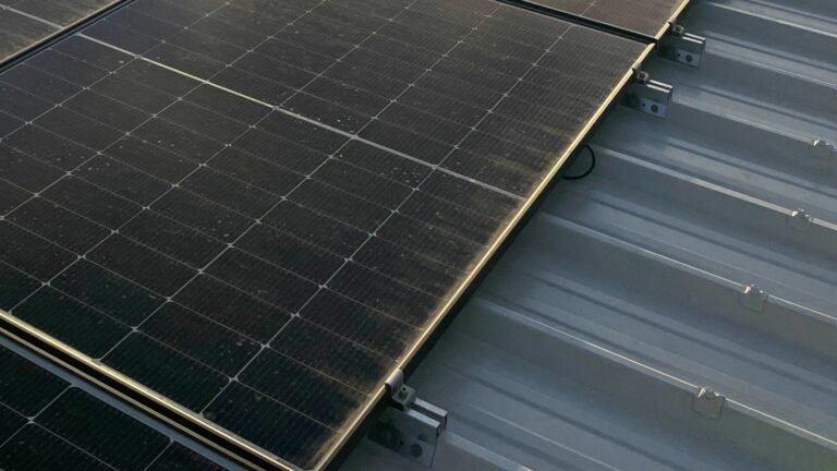 fixations-panneaux-photovoltaiques-solutions-sun-and-go-installateur-region-sud-06