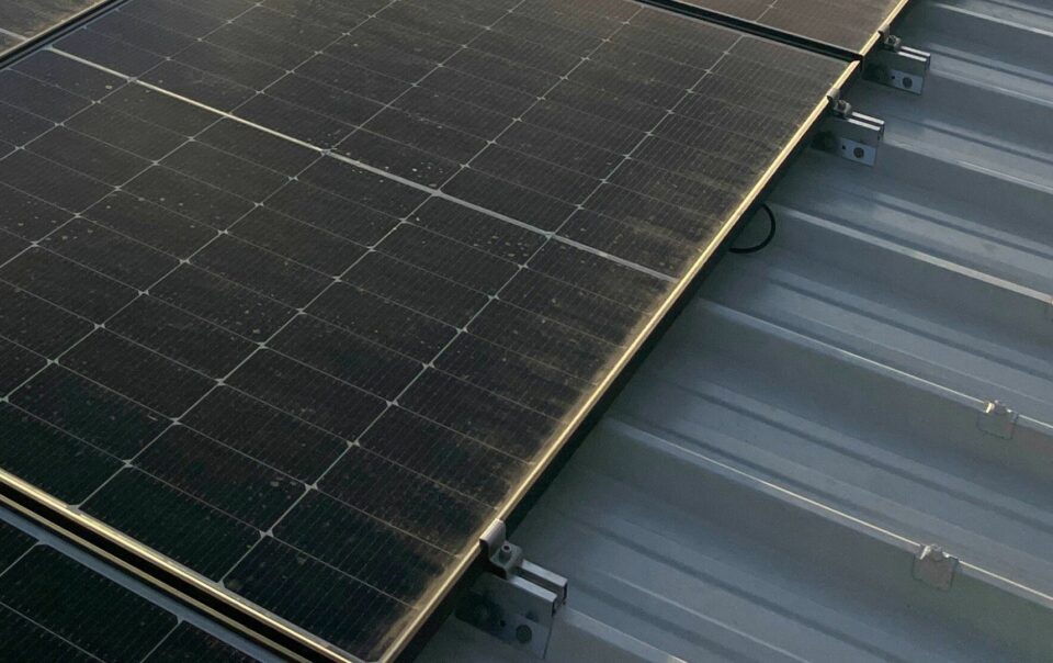 fixations-panneaux-photovoltaiques-solutions-sun-and-go-installateur-region-sud-06
