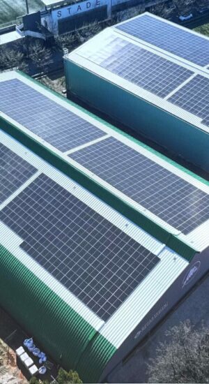 installation-panneaux-photovoltaiques-terrain-padel-tennis-complexe-sportif-grasse-06 (17)